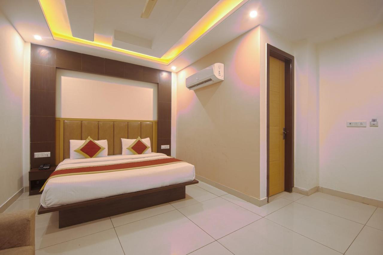 Hotel Del Inn By F9 Hotels - Near Igi Airport New Delhi Extérieur photo