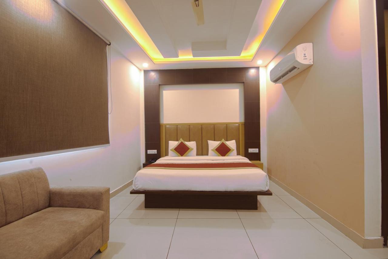 Hotel Del Inn By F9 Hotels - Near Igi Airport New Delhi Extérieur photo