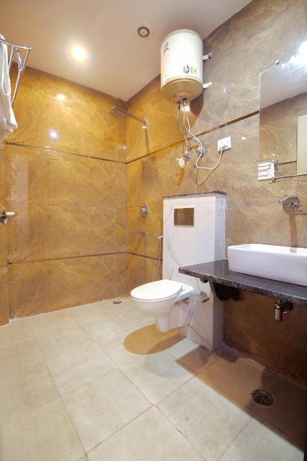 Hotel Del Inn By F9 Hotels - Near Igi Airport New Delhi Extérieur photo